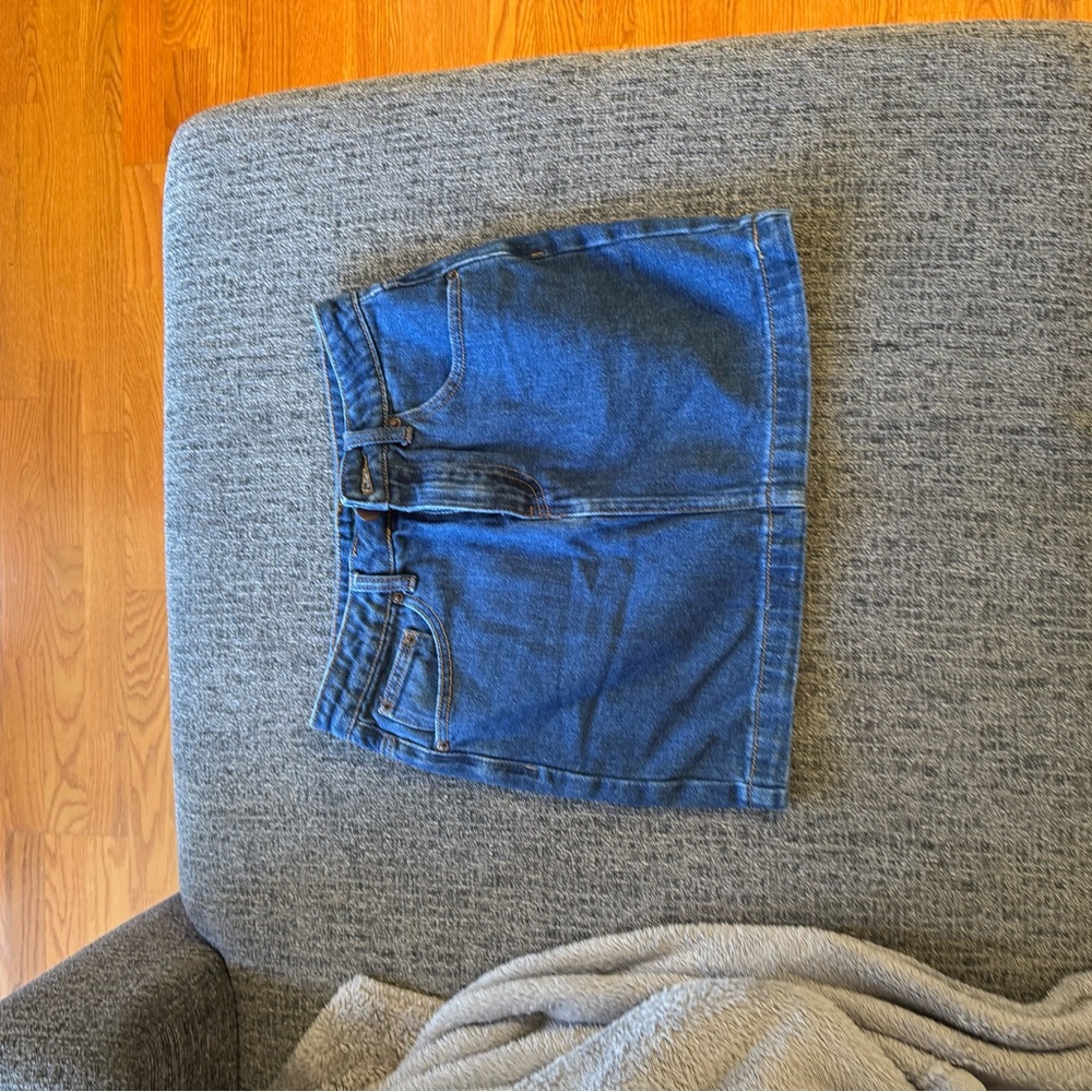 Forever 21 Classic Blue Denim Skirt